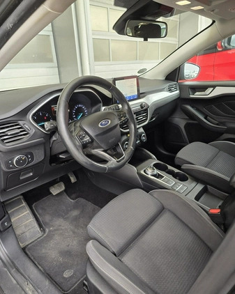 Ford Focus cena 63900 przebieg: 168300, rok produkcji 2019 z Sejny małe 154